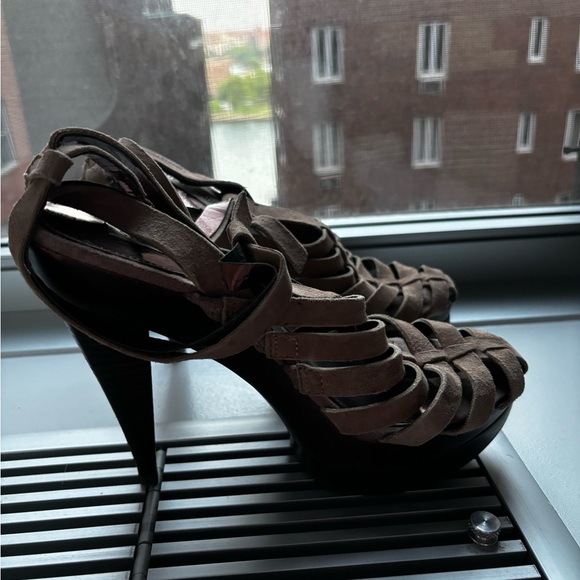 Steve Madden strappy heels brown - Picture 1 of 5